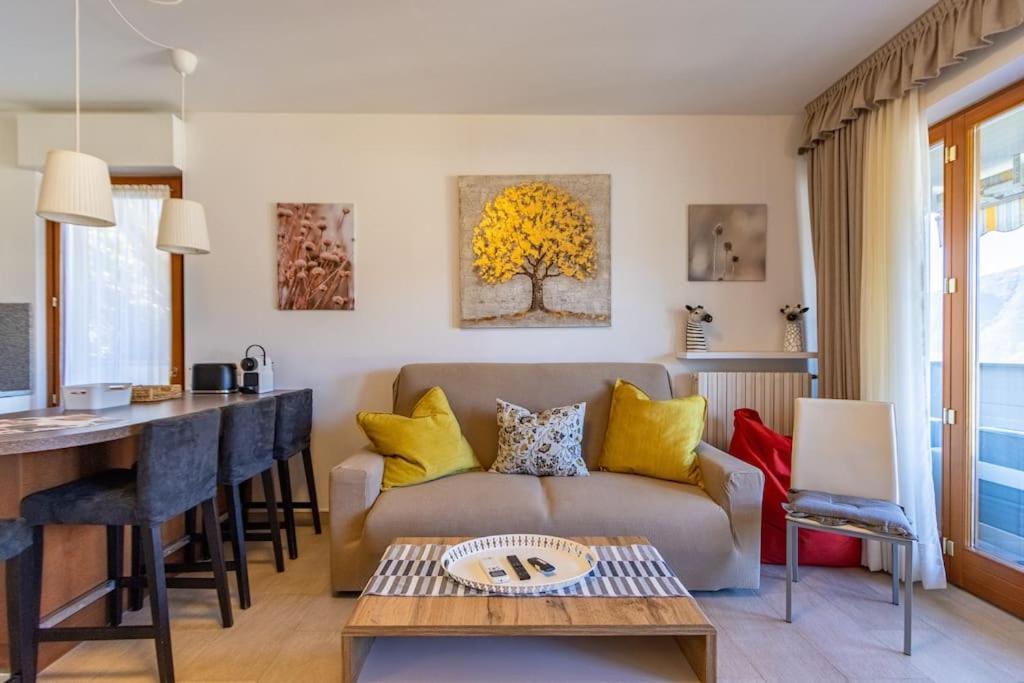 Wraparound Lake Views Bellavista Residence Campione dʼItalia Exteriér fotografie